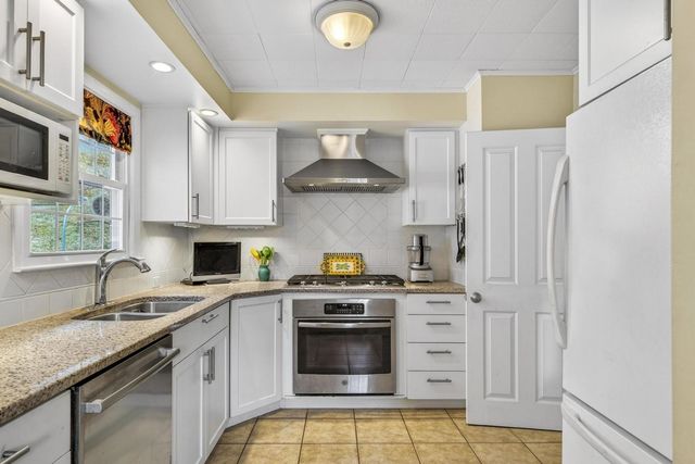 47 Chatterton Park, Proctor, VT 05765