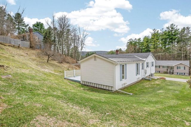 47 Chatterton Park, Proctor, VT 05765