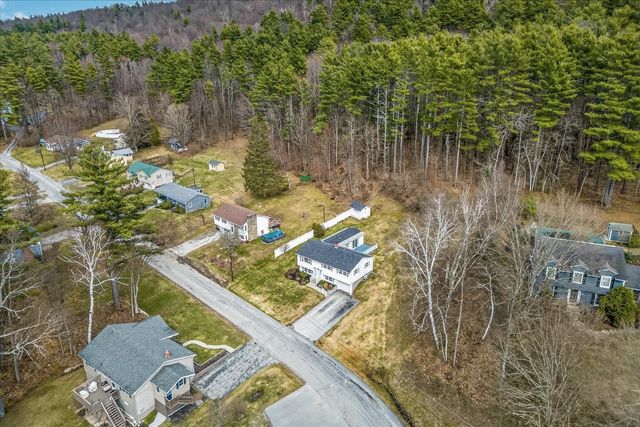 47 Chatterton Park, Proctor, VT 05765