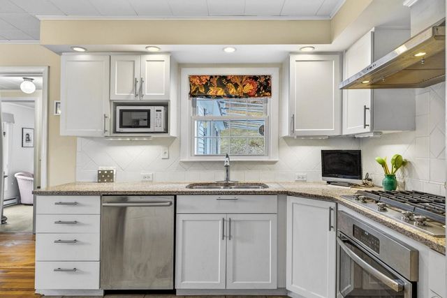47 Chatterton Park, Proctor, VT 05765