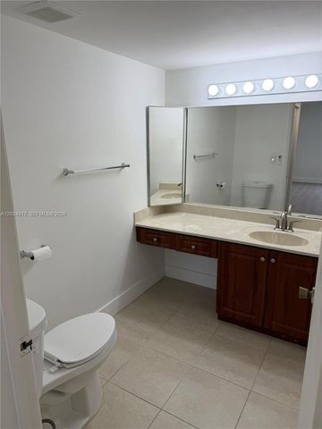 9767 NW 46th Terrace 109, Doral, FL 33178