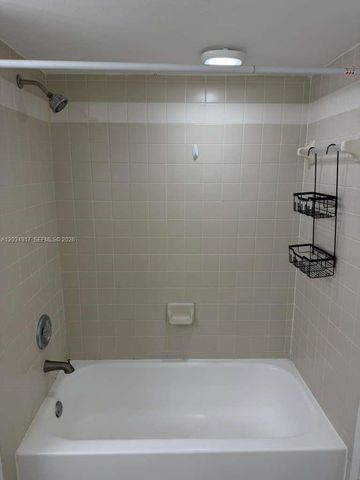 9767 NW 46th Terrace 109, Doral, FL 33178