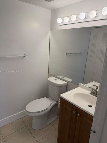 9767 NW 46th Terrace 109, Doral, FL 33178