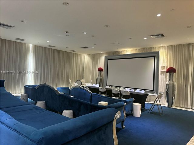 465 Brickell Ave 3906, Miami, FL 33131