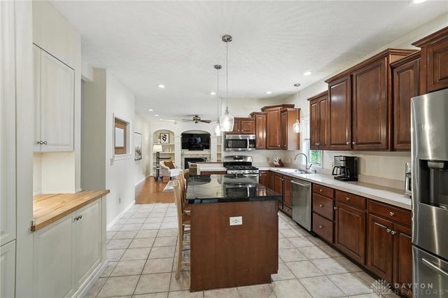 1740 Magnolia Court, Lebanon, OH 45036
