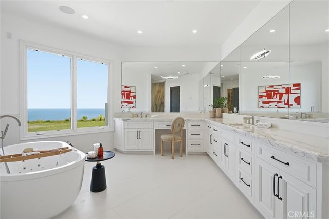 32042 Isthmus View, Rancho Palos Verdes, CA 90275