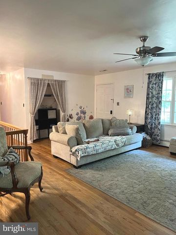 15760 OAK LN, Haymarket, VA 20169