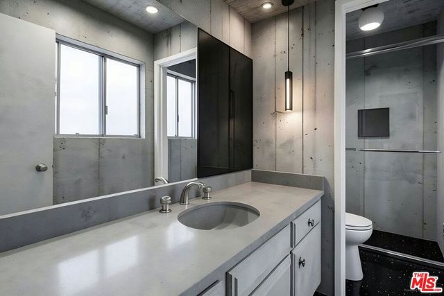 5100 Lindblade Drive, Culver City, CA 90230