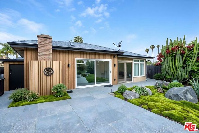 5100 Lindblade Drive, Culver City, CA 90230