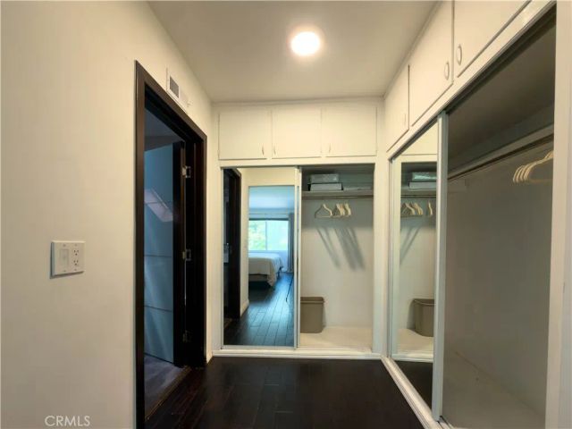 5836 Winnetka Avenue, Woodland Hills, CA 91367