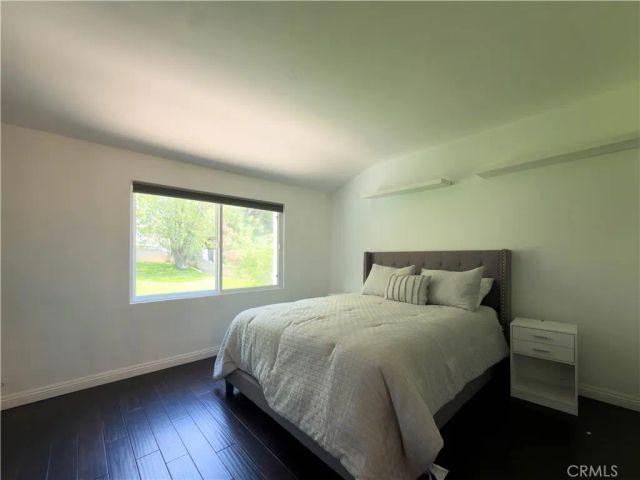 5836 Winnetka Avenue, Woodland Hills, CA 91367