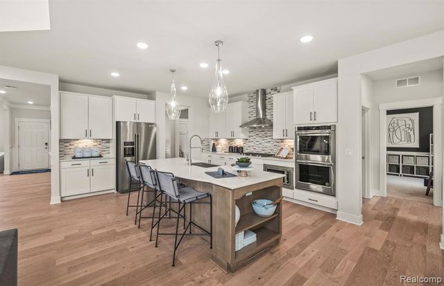 22420 Orchard Brook Court, Macomb, MI 48042