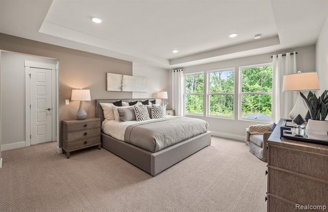 22420 Orchard Brook Court, Macomb, MI 48042