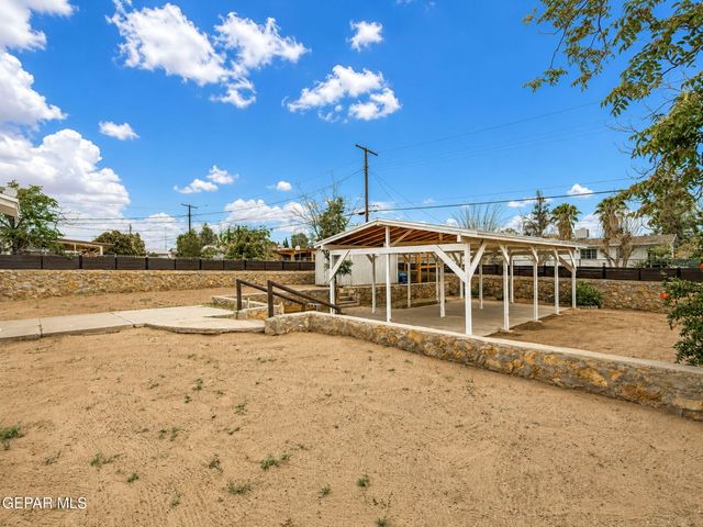 1112 Cimarron Street, El Paso, TX 79915