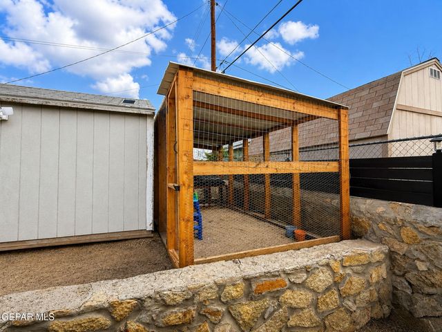 1112 Cimarron Street, El Paso, TX 79915