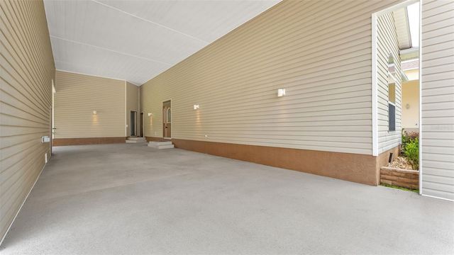 1239 MOTORCOACH DRIVE, Polk City, FL 33868