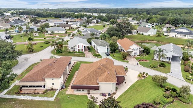 1239 MOTORCOACH DRIVE, Polk City, FL 33868