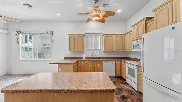 1239 MOTORCOACH DRIVE, Polk City, FL 33868