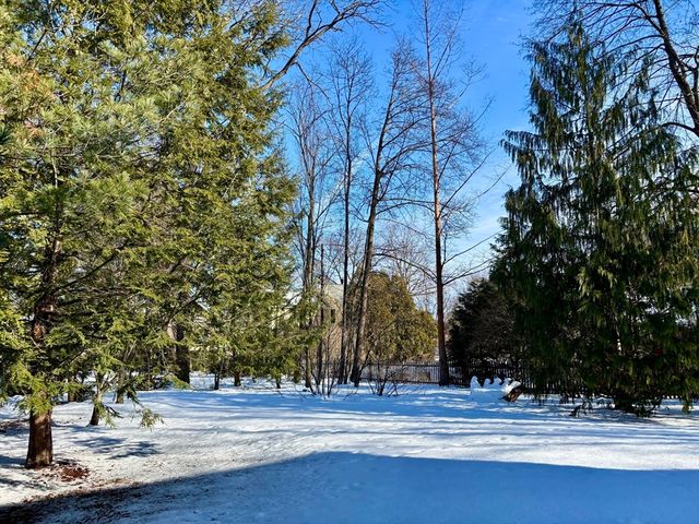 181 Stow St, Concord, MA 01742