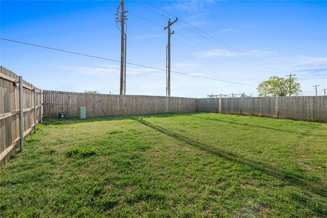 1319 Chuck Wagon Drive, El Reno, OK 73036