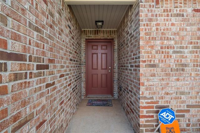 1319 Chuck Wagon Drive, El Reno, OK 73036