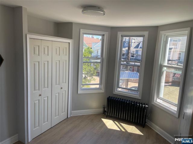 20 31st Street, Bayonne, NJ 07002