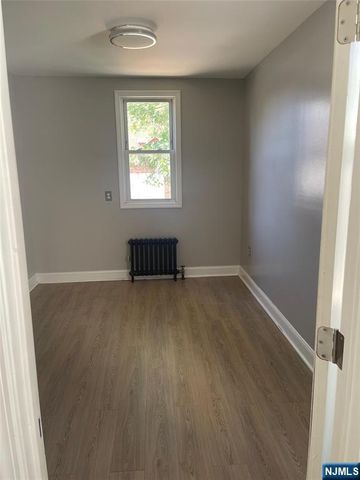20 31st Street, Bayonne, NJ 07002