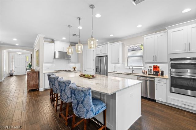 8685 Dilillo CT, Naples, FL 34119