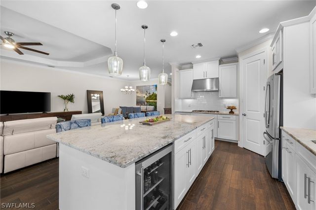 8685 Dilillo CT, Naples, FL 34119