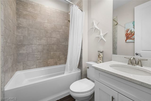 8685 Dilillo CT, Naples, FL 34119