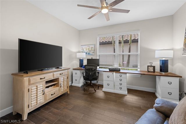 8685 Dilillo CT, Naples, FL 34119