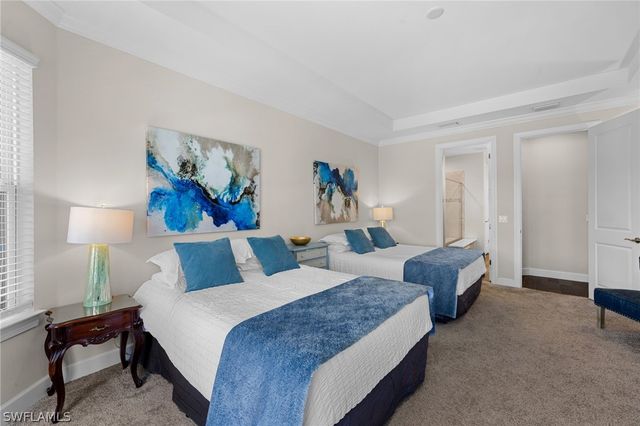 8685 Dilillo CT, Naples, FL 34119