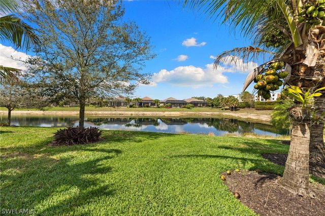 8685 Dilillo CT, Naples, FL 34119