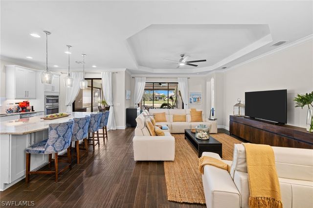 8685 Dilillo CT, Naples, FL 34119