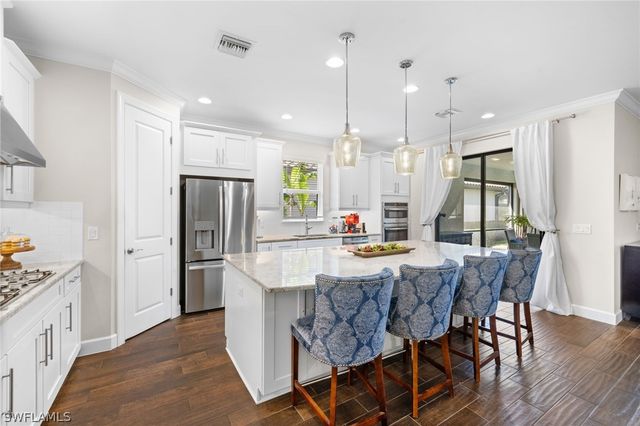 8685 Dilillo CT, Naples, FL 34119