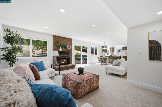 204 Lasso Cir, San Ramon, CA 94583