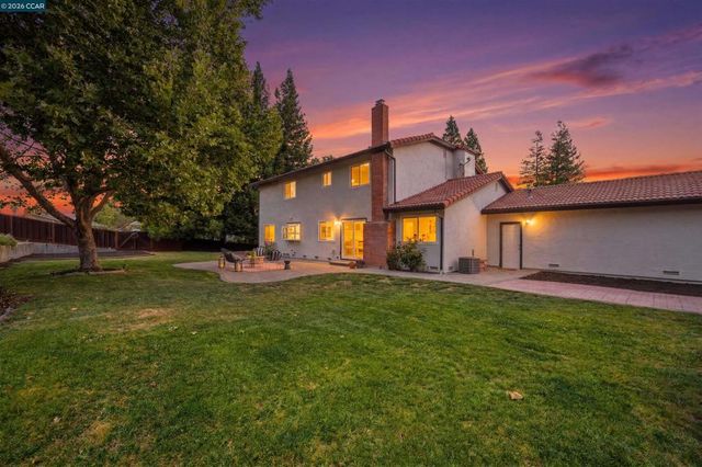 204 Lasso Cir, San Ramon, CA 94583