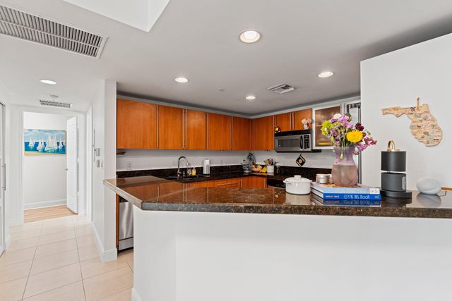 610 Clematis Street 338, West Palm Beach, FL 33401