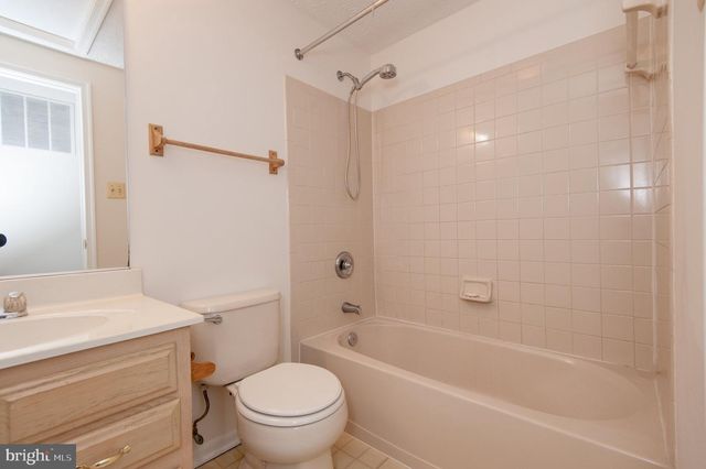 2407 BOLTON LN, Crofton, MD 21114