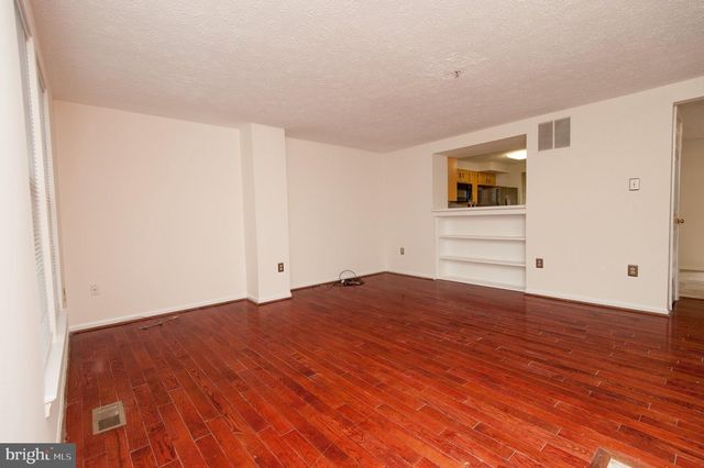 2407 BOLTON LN, Crofton, MD 21114
