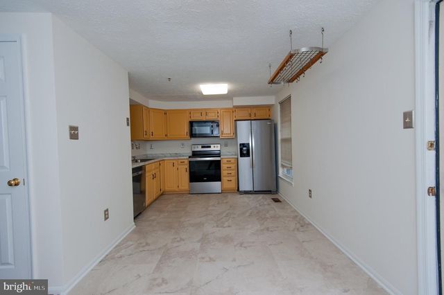 2407 BOLTON LN, Crofton, MD 21114