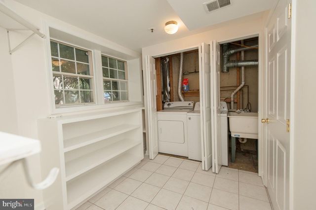2407 BOLTON LN, Crofton, MD 21114