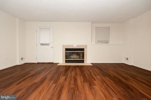 2407 BOLTON LN, Crofton, MD 21114