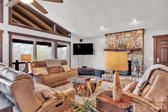 202 Tamarack Road, Beech Mountain, NC 28604