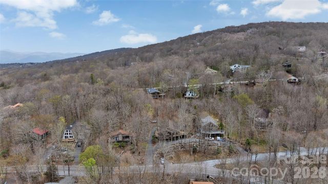 202 Tamarack Road, Beech Mountain, NC 28604