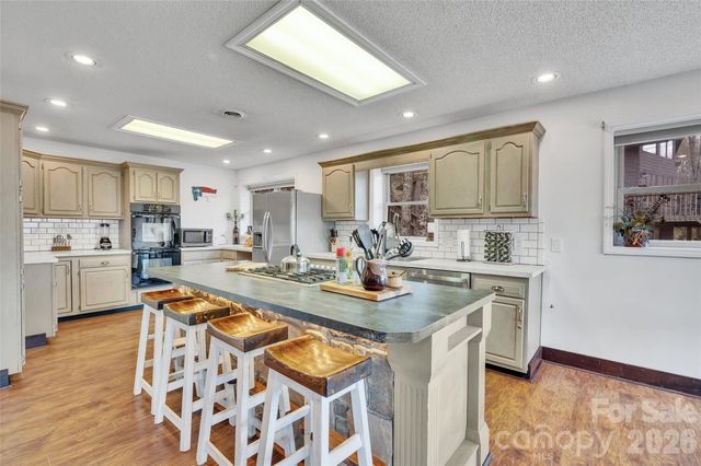 202 Tamarack Road, Beech Mountain, NC 28604