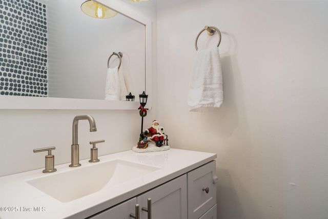 205 W South Street, Fremont, NC 27830