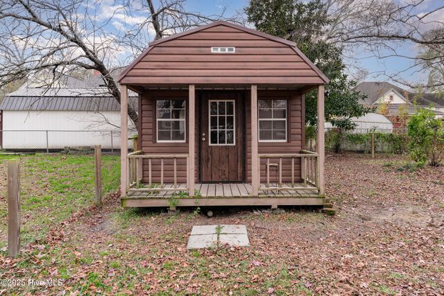 205 W South Street, Fremont, NC 27830