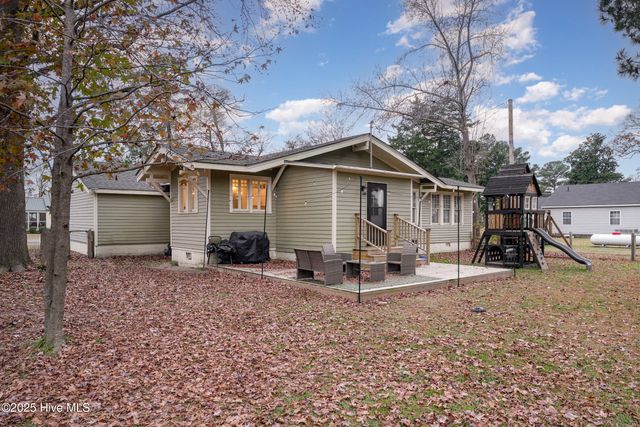 205 W South Street, Fremont, NC 27830