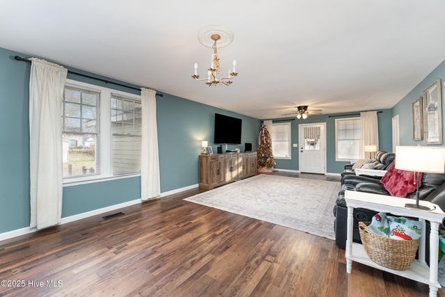 205 W South Street, Fremont, NC 27830